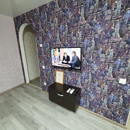 Apartment On Tarkovskogo 2 Кропивницкий Экстерьер фото