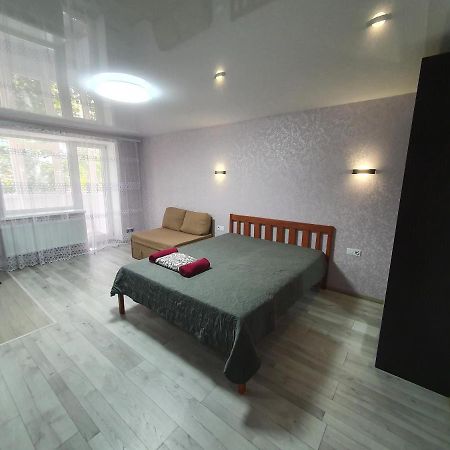 Apartment On Tarkovskogo 2 Кропивницкий Экстерьер фото