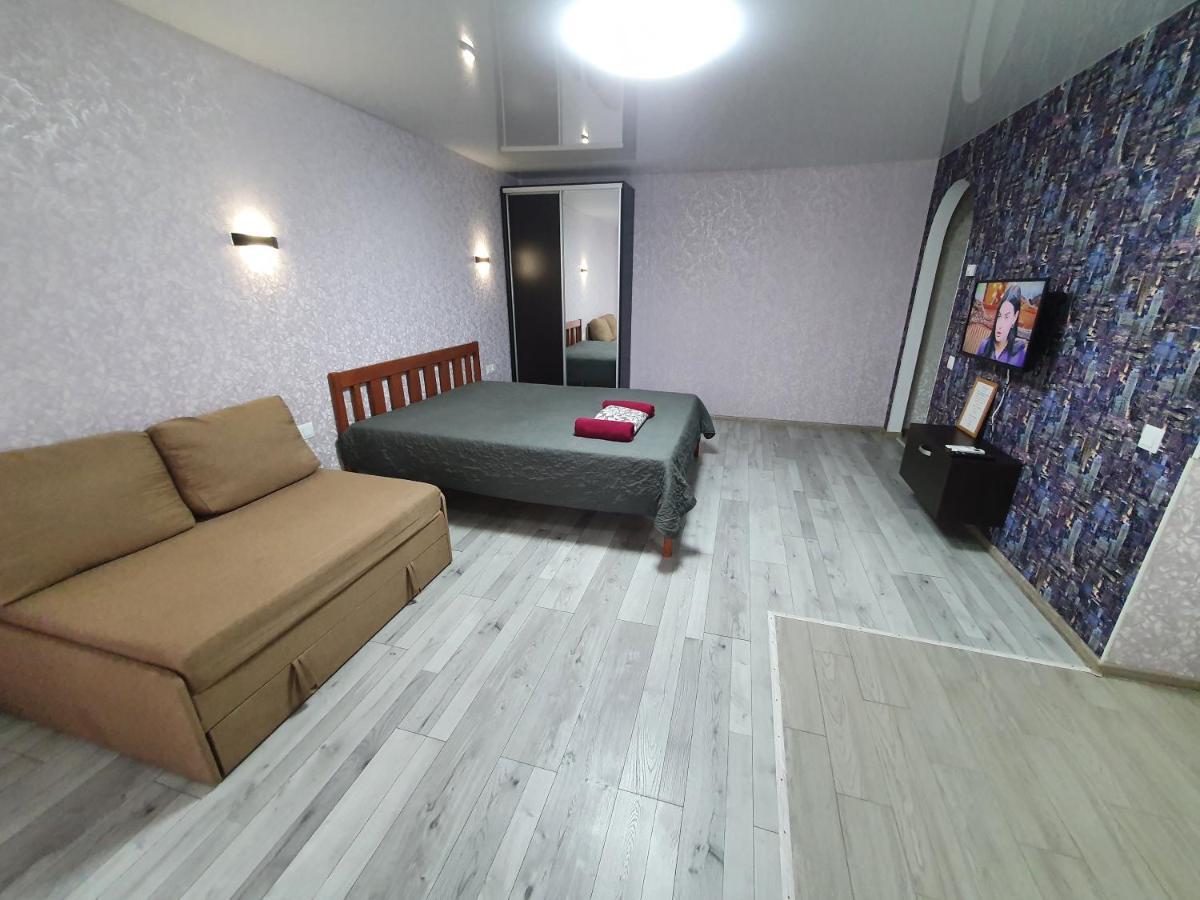 Apartment On Tarkovskogo 2 Кропивницкий Экстерьер фото