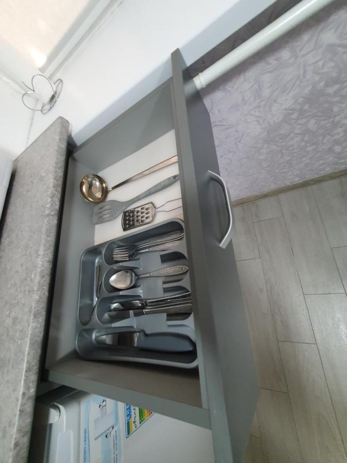 Apartment On Tarkovskogo 2 Кропивницкий Экстерьер фото